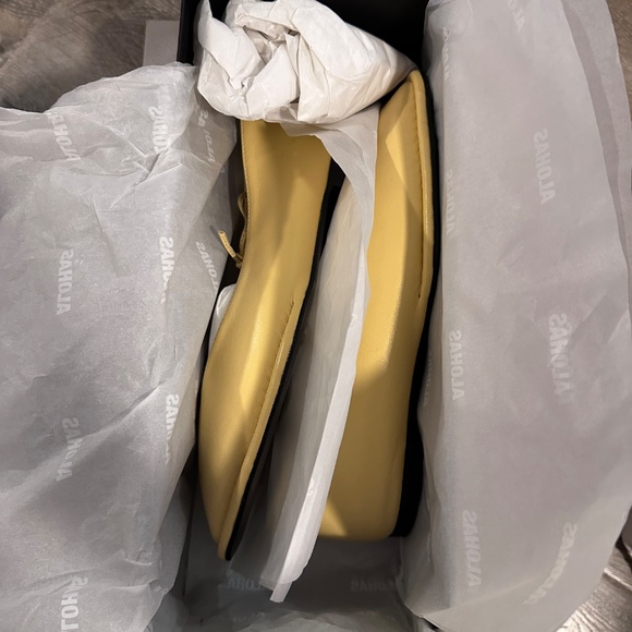 alohas sway leather ballet flats in vanilla - Picture 3 of 5